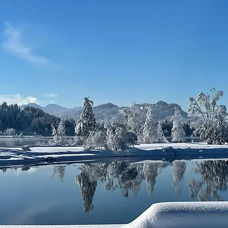 Διαμέρισμα Loft Mit Seeblick Und Innenpool *